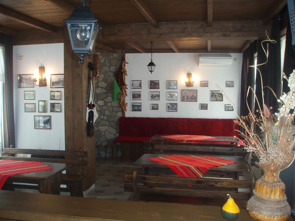 Mania Guest House Kałofer Zewnętrze zdjęcie